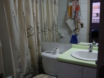 METRO SANTA ANA VENDO DEPTO 2 DORM 2 BAÑOS