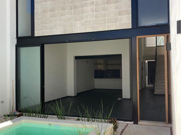 CASA REMODELADA EN GARCÍA GINERÉS MÉRIDA