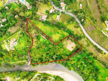 PROPIEDAD EN VENTA EN GUALACEO