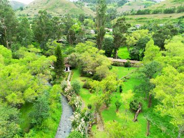 PROPIEDAD EN VENTA EN GUALACEO