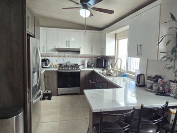 🏡 Casa en Venta - Valle Dorado