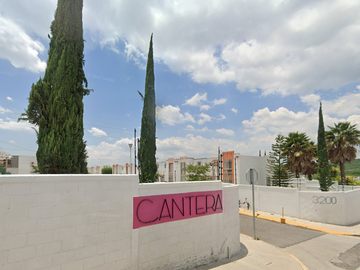 BONITA CASA EN VENTA DE RECUPERACION BANCARIA UBICADO EN AV. PIE DE LA CUESTA 3200