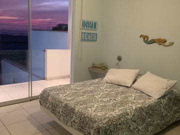 CASA EN PRIMERA FILA PLAYA PUNTA CORRIENTES