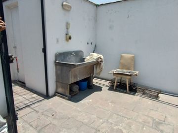 OPORTUNIDAD MUY CENTRICO CERCA A TODO