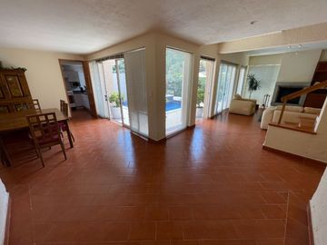 Venta de Casa en Rancho Cortes, Cuernavaca, Morelos