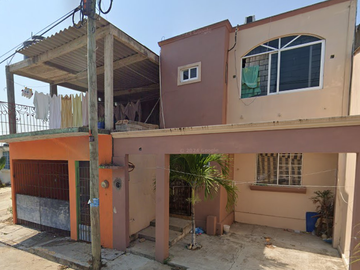 Venta de Casa en C. Tikal, Teresa Morales de Belgrado, Veracruz
