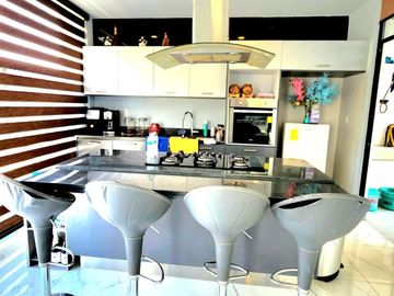 VENTA DE CASA EN FRACCIONAMIENTO LINDA VISTA, 3 MARÍAS