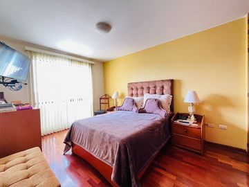 Tu nuevo hogar con 4 dormitorios y gran zona social en Miraflores