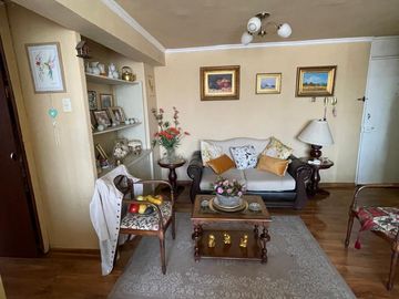 Departamento 3D 1B en Macul cercano Clínica Bupa La Florida