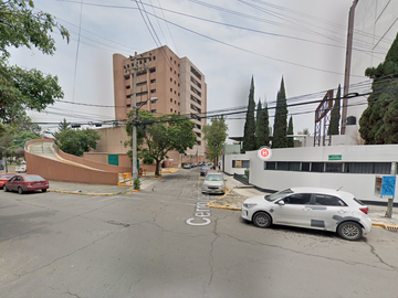 Casa con accesoria en Venta en Boulevard Popocatepetl, Valle Dorado, Hab Los Pirules, Tlalnepantla, EDOMEX