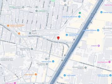 Casa con accesoria en Venta en Boulevard Popocatepetl, Valle Dorado, Hab Los Pirules, Tlalnepantla, EDOMEX