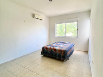 Casa en Venta en Calle Plaza Del Carmen, Col. Ángeles, Quintana Roo
