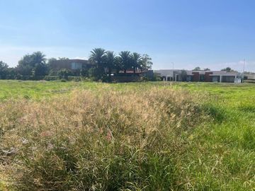 Terreno en Venta en Atlixco Centro, Fraccionamiento los Fresnos.