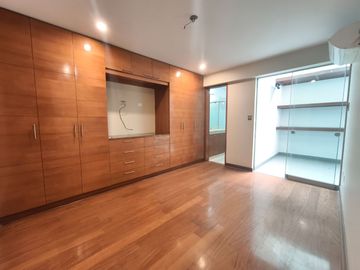 Venta de amplio departamento en San Borja – Cerca al Pentagonito