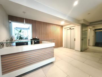 Venta de amplio departamento en San Borja – Cerca al Pentagonito