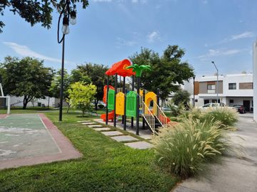 Casa en Venta Apodaca Estancias Valle de Plata