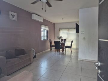 Casa en Venta Apodaca Estancias Valle de Plata