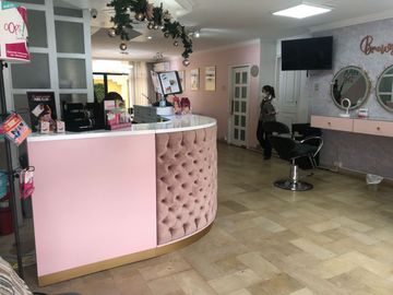 Venta de casa comercial rentera