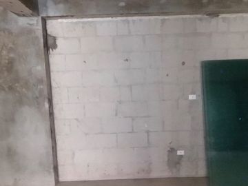 Vendo local comercial estreno