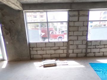 Vendo local comercial estreno
