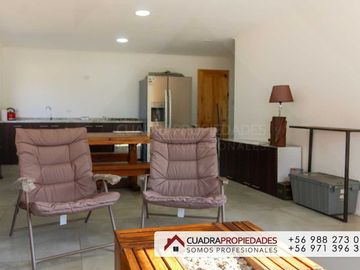 Venta de Terreno con Casa Nueva en Condominio – Cajón Grande, Olmué Valor: $140.000.000 + comisión de corretaje