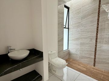 Casa en Venta con alberca privada con jardín privado en Jiutepec Morelos