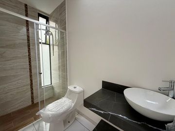 Casa en Venta con alberca privada con jardín privado en Jiutepec Morelos