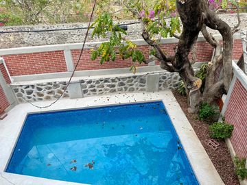 Casa en Venta con alberca privada con jardín privado en Jiutepec Morelos