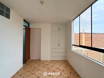 Departamento de 2 Dormitorios en 3er Piso  Urb. Covicorti