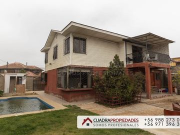 Vendo Casa Independiente, con piscina y quincho, Solida, Cruz de Lorena Quilpue