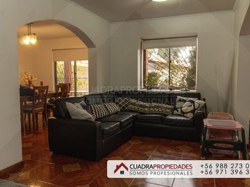 Vendo Casa Independiente, con piscina y quincho, Solida, Cruz de Lorena Quilpue