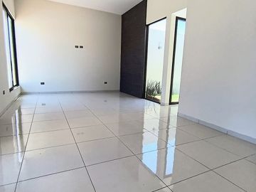 CASA NUEVA DE 1 PISO, 3 recámaras, poniente de Ags