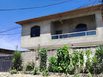 @En Venta Amplia Casa Con Segunda Planta en Obra Gris Ballenita Santa Elena