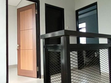 Rumah Dijual Murah 2 Lantai Buahbatu Bandung Dekat Exit Toll Gede Bage