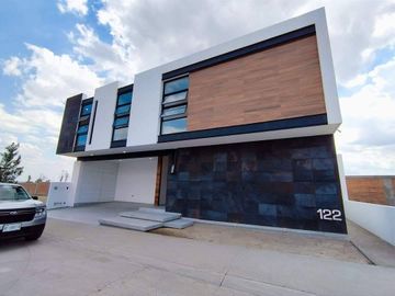 VENTA ESPECTACULAR CASA EN TAMARINDOS