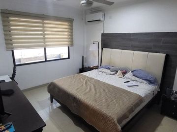 Venta de Casa en Urbanización Atlantis – Vía a Samborondón Km 4.5.