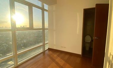 3 Bedroom with Carpark In One Wilson Square San Juan