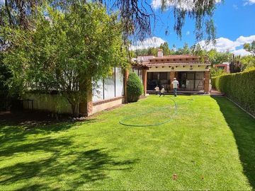 CASA  EN VENTA CLUB DE GOLF TEQUISQUIAPAN