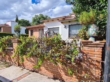 CASA  EN VENTA CLUB DE GOLF TEQUISQUIAPAN