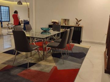 🏡 ¡Descubre tu nuevo hogar en  Urdesa! 🌿