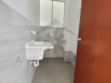 VENTA DE DEPARTAMENTOS FRENTE A PARQUE CERCA DE LA UNIVERSIDAD SIPÁN