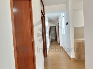 VENTA DE DEPARTAMENTOS FRENTE A PARQUE CERCA DE LA UNIVERSIDAD SIPÁN