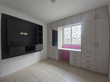 Casa en venta vía a la costa, Urb. Olimpo 2
