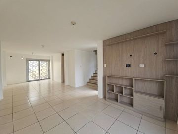 Casa en venta vía a la costa, Urb. Olimpo 2