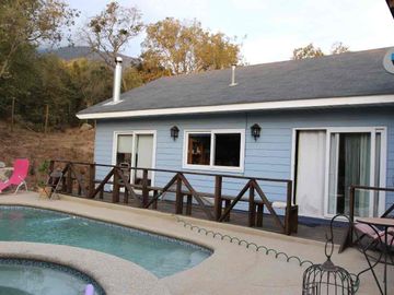 EXCLUSIVA PARCELA CON CASA, PISCINA Y CLUB HOUSE