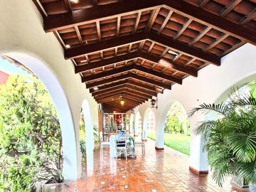 (S)VENDO  ESPECTACULAR RESIDENCIA EN GOLF LOS INCAS SURCO 1,200 M2