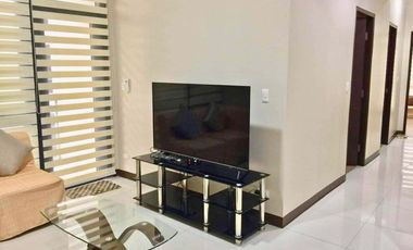 FOR SALE - Fully Furnished Corner Unit with view in The Florence at Mckinley Hill, Taguig City
