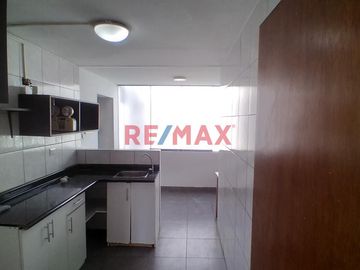 Departamento En Venta En El Distrito Miraflores Muy Cerca De La Avenida Larco