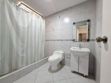 Venta de linda casa amoblada en Balneario San Bartolo
