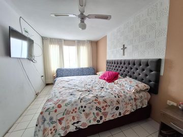 Venta de linda casa amoblada en Balneario San Bartolo
